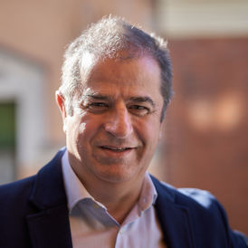 Certificación en Coaching Ejecutivo PCC (Professional Certified Coach) por ICF 
Certificación en Coaching de Equipos por ICF
Certificación en Comunicación No Violenta 
Experto en Meditación Zen 

Más de 1200 horas de experiencia.