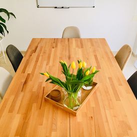 I Innately believe that we are all capable of greatness!  With enthusiasm, persistence & passion combined in a supportive environment, we can all achieve incredible goals. 

“We are not just here to live our lives: we are here to matter & to give back”

Life is full of hurdles which challenge us, but we have a choice & through determination, hard work we can create our own success stories. It is a journey of self-taught, perseverance & dreaming to make it happen. Along the way most of us have encountered people who gave support & inspired us.
This has been part of my mission for many years & with everything I do, but I finally found my fit & authentically myself within coaching. It’s my way of giving back.

I love working with those who have this hunger for change, seek growth and fulfilment in themselves and/or their business. Enthusiastic contributors & curious learners of life. 
Focusing on Individuals & businesses that value integrity, authenticity, diversity and collectiveness. 

We live in a world of Globalisation that is fast paced, incredibly complex & rich in diversity these elements & my personal story have shaped the cross-cultural style at Coaching Palma.
My philosophy is bringing it back to basics – refresh – create awareness & understanding. Prioritize & focus back on the people, values & your legacy, while developing the sense of synchronicity, connection & participation.